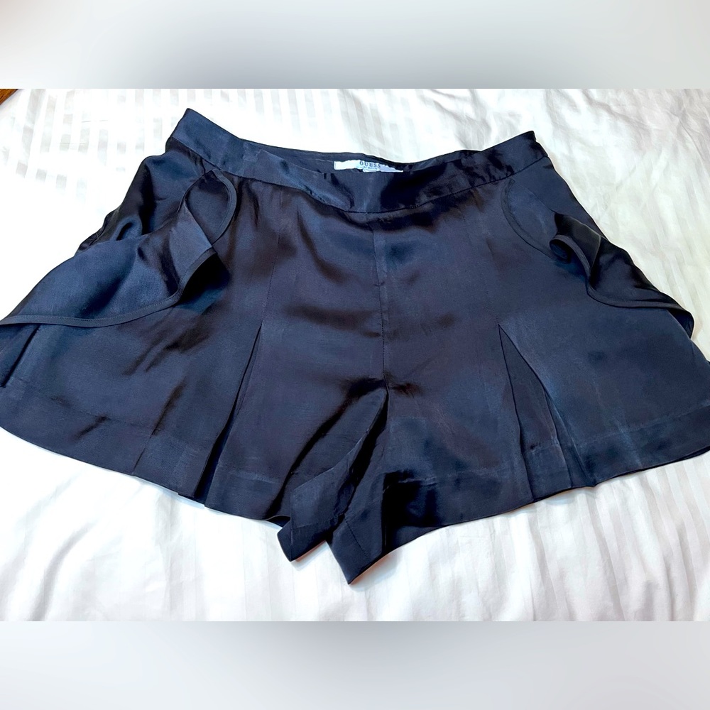 Adorable, Guess shorts for a fancy night out or to a backyard BBQ party!!